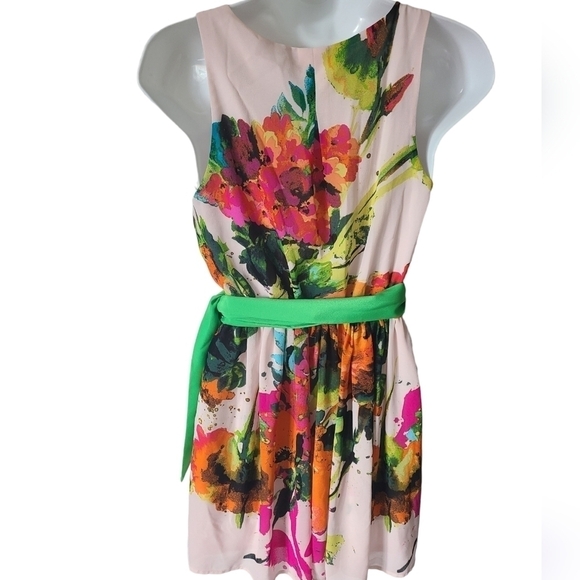 MARGO & SEBASTIAN Floral Sleeveless Blouson Mini Dress Size Small - Picture 2 of 8